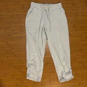 Lululemon Athletica Women's Dance Studio Mid-Rise Cropped Pant